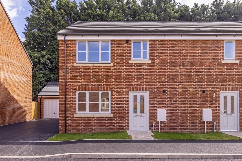 Elizabeth Gate, Long Sutton