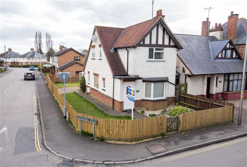 72435 Ark Property Centre