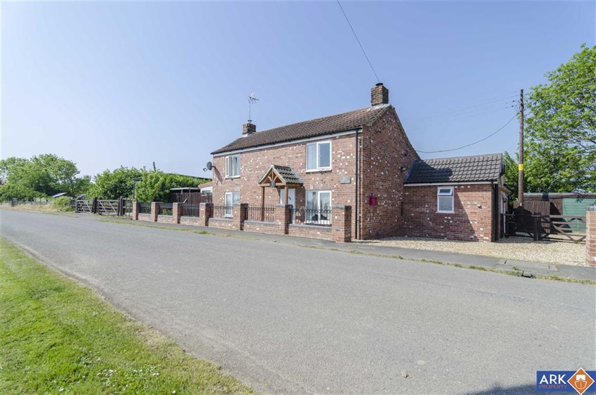 85288 Ark Property Centre