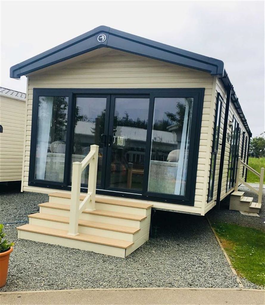 98406 Ark Property Centre